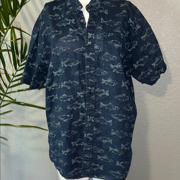 Eddie Bauer Other - Eddie Bauer Navy blue Fish Print Button-Up Shirt, Classic Fit
